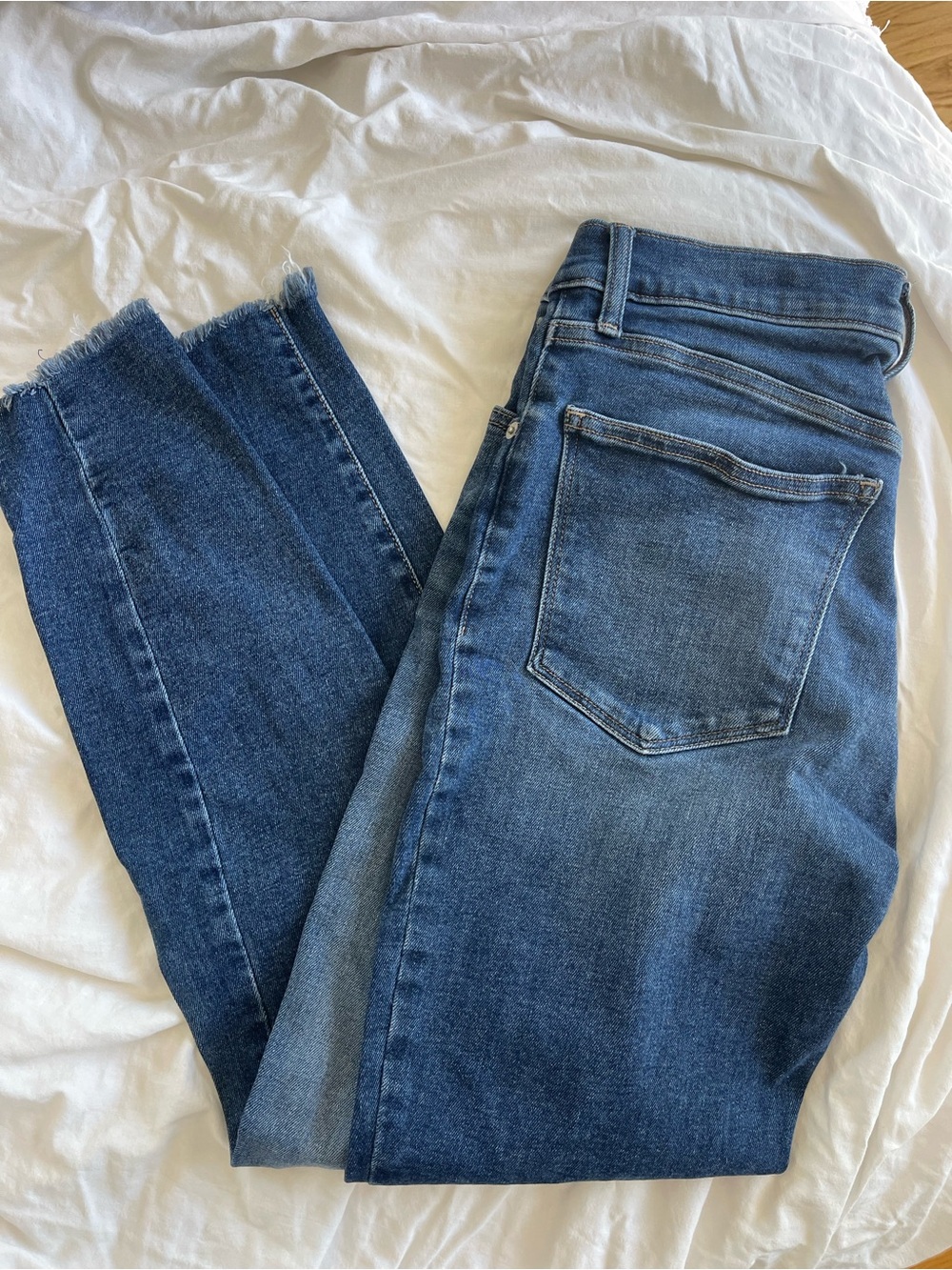 Women's Lucky Brand Jeans - Classic Mid Wash - Picture 2 of 3